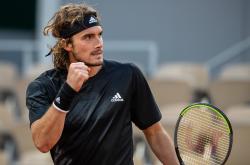 开云在线直播-包含德国网球队横扫世界网球队，西西帕斯惊艳世界的词条