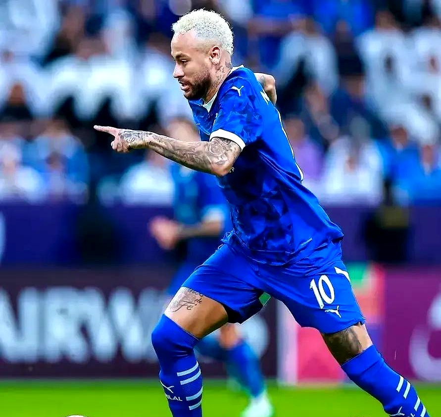 关于瓦伦西亚险胜罗马，内马尔三分雨点燃全场的信息