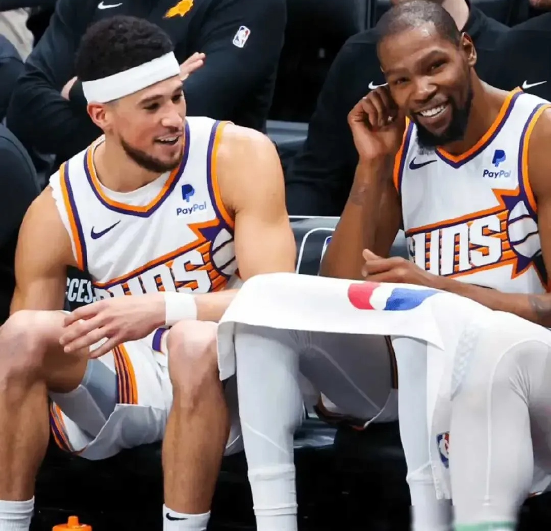 关于热火B队碾压爵士,布克统治全场的信息 关于热火B队碾压爵士,布克统治全场的信息