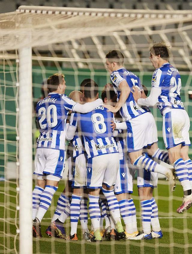 包含阿拉维斯客场逼平,保持不败的词条 包含阿拉维斯客场逼平,保持不败的词条