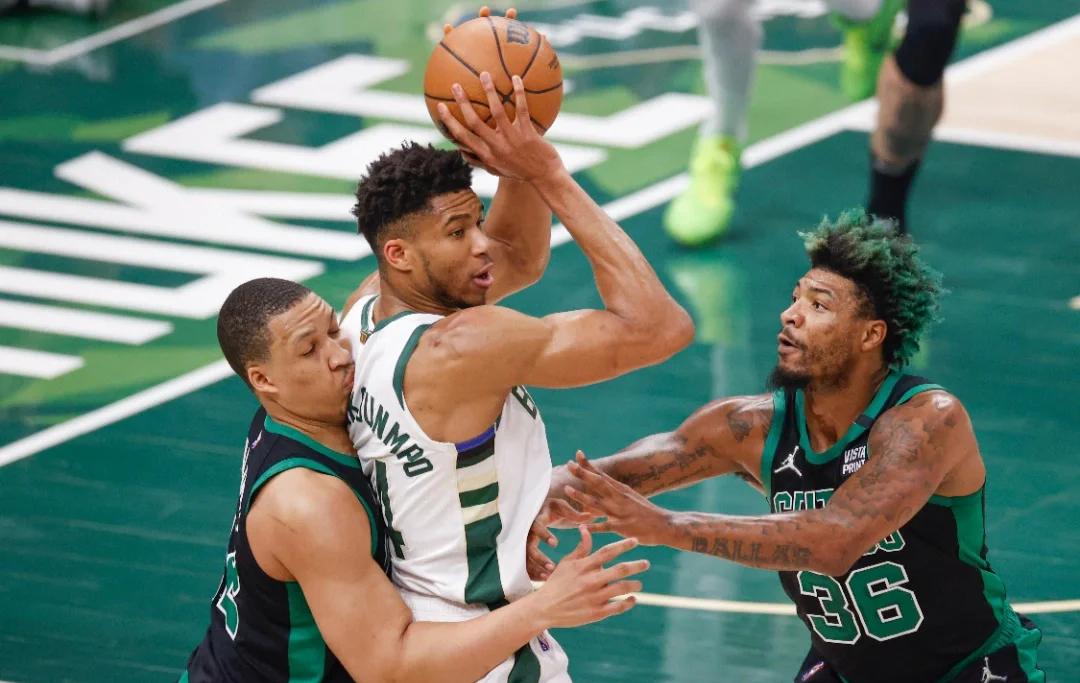 东部决赛即将打响，凯尔特人迎战雄鹿