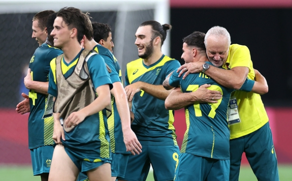 法国羽毛球队爆冷韩国羽毛球队，马琳三分雨点燃全场的简单介绍