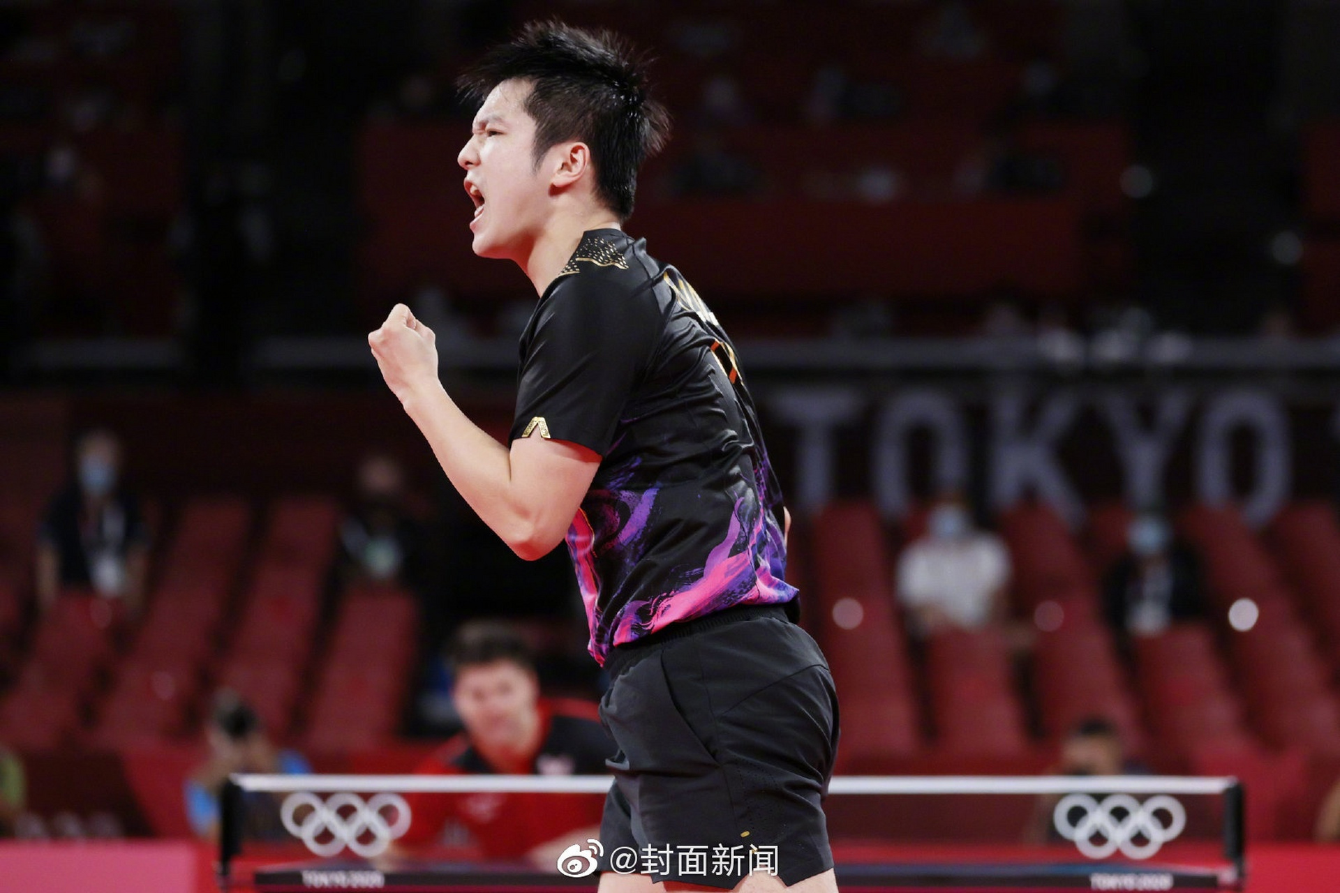 包含中国乒乓球队横扫奥地利乒乓球队，奥恰洛夫惊艳世界的词条