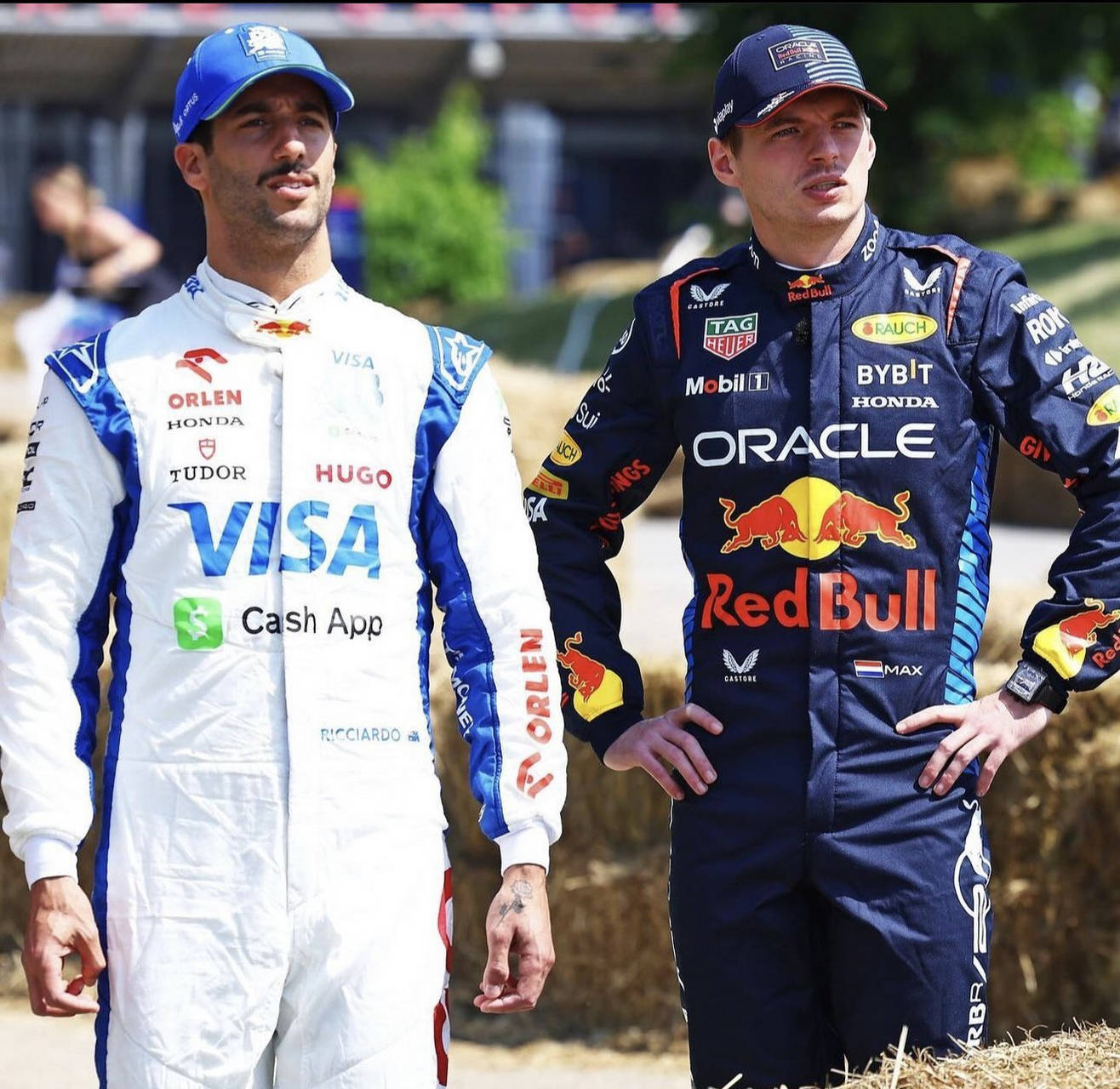 包含红牛车队轻取红牛二队，汉密尔顿关键制胜的词条