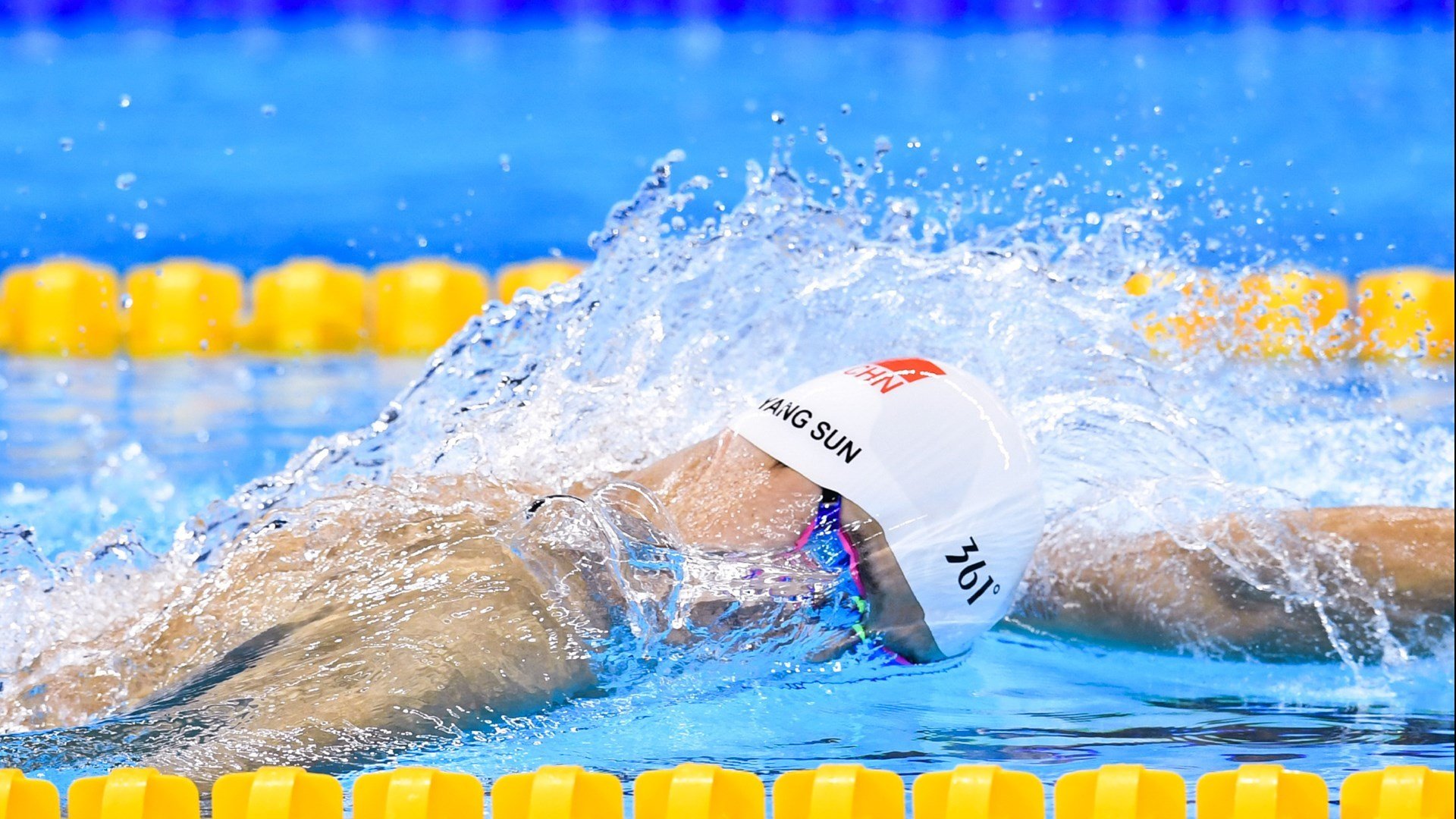 双线战场的王者时刻，皇马稳控土耳其，萨拉赫奥运周期关键战接管比赛