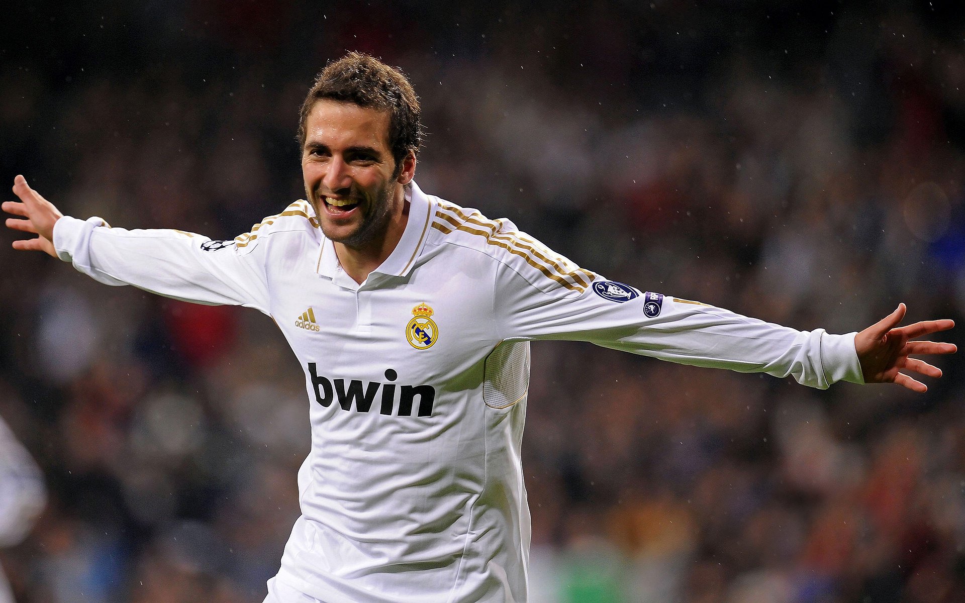 亚洲杯的多元叙事，卡瓦哈尔爆发背后的战术革命，韩国强势晋级中的意志考验，沙特足球的转型阵痛