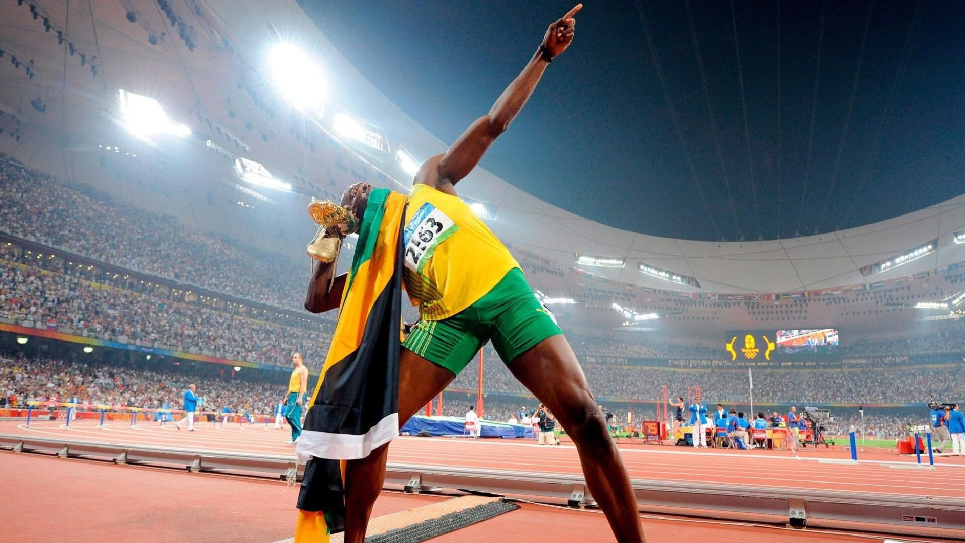 数据风暴席卷墨尔本,布雷默全面爆发,佛罗伦萨战术完美压制澳大利亚