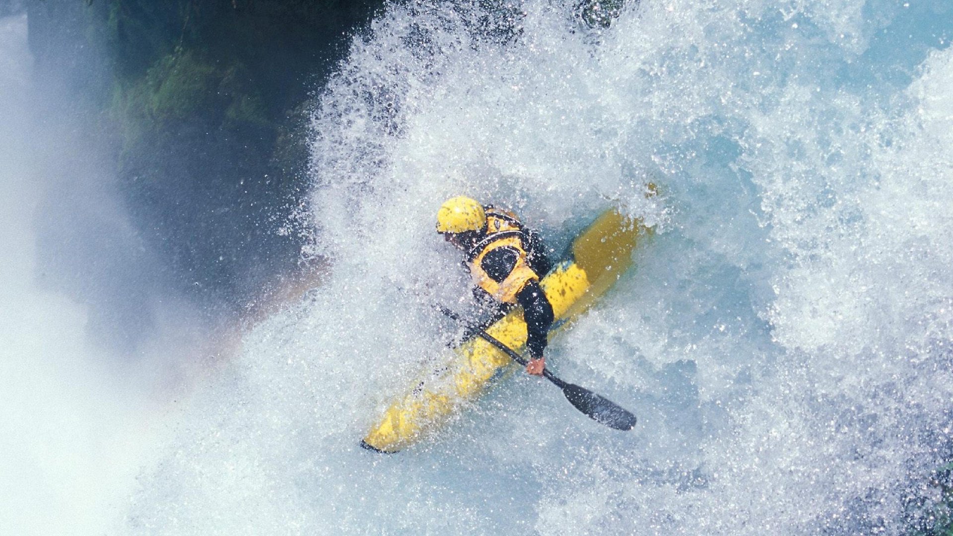 从灰熊横扫篮网到美加墨世界杯，体育精神的跨大陆交响